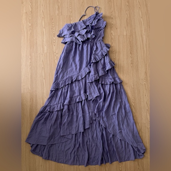 Petal & pup ruffle one shoulder side slit maxi dress nwot - Picture 5 of 5